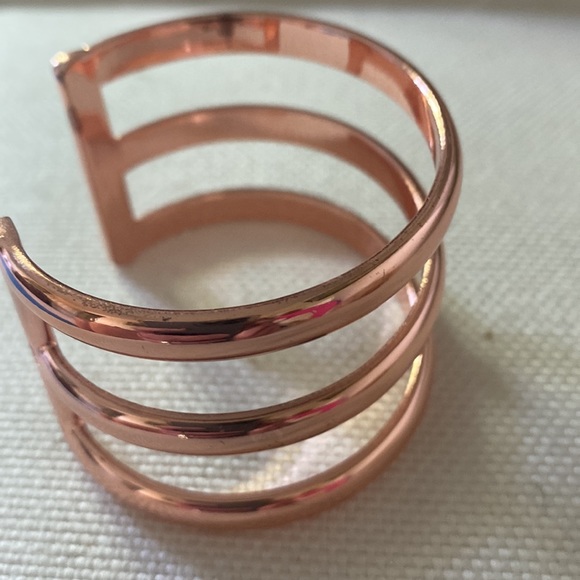 Bangle - Picture 3 of 3